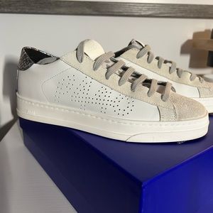 P448 Jack white/capri size 36/6 EUC - worn briefly!